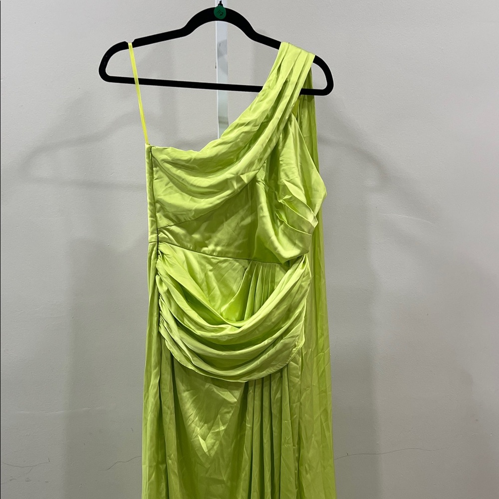 YAURA Eden Dress in Lime - Picture 2 of 14